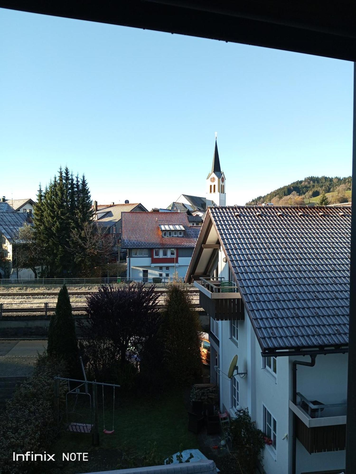 Allgaeu Vibes - Fusslaeufige Erreichbarkeit Vom Bahnhof, Mit Aussicht, Wettergeschuetzter Balkon Oberstaufen Exterior photo